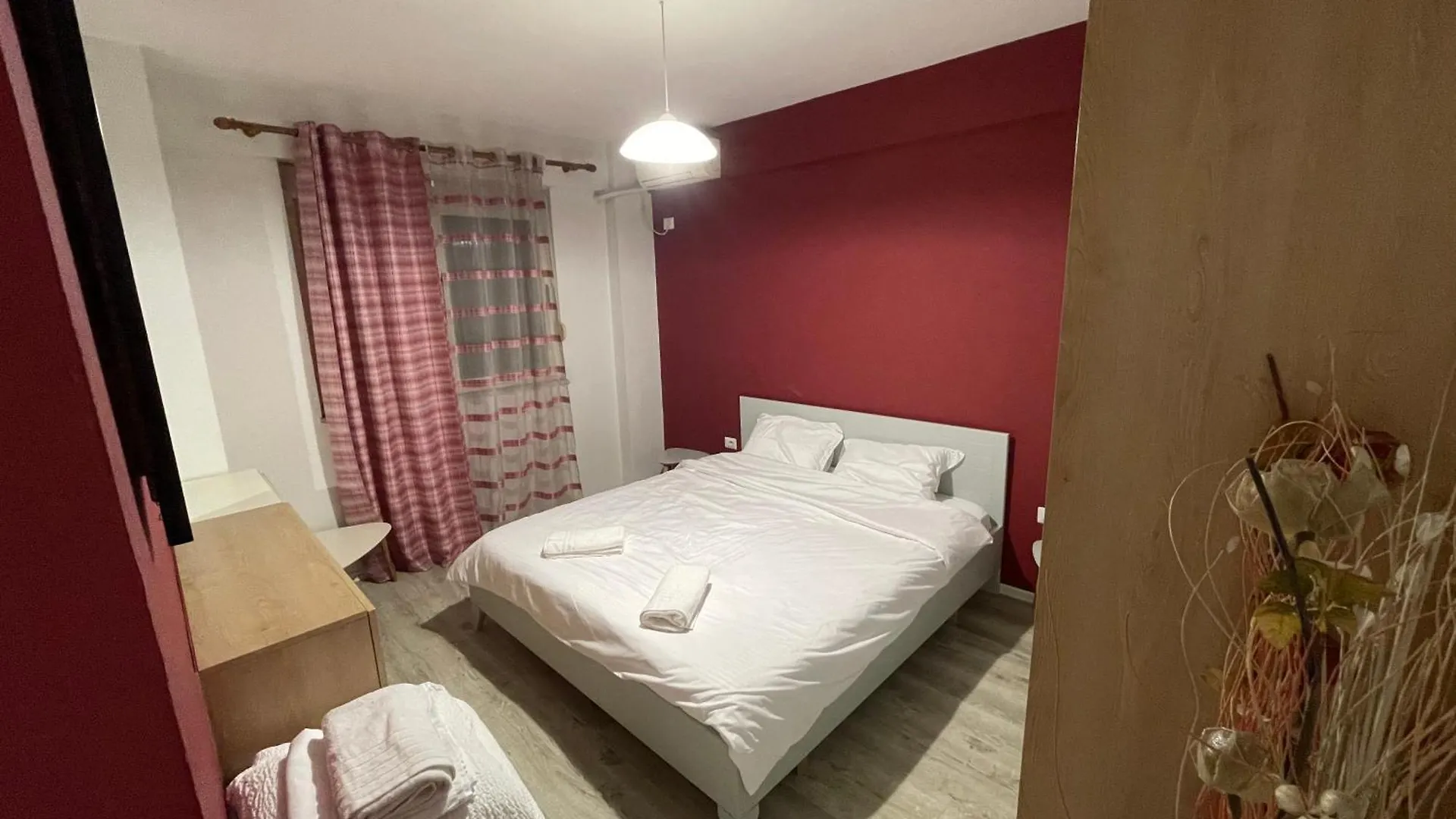 Via Albania - Zogu I Boulevard Apartament Tirana 0*,